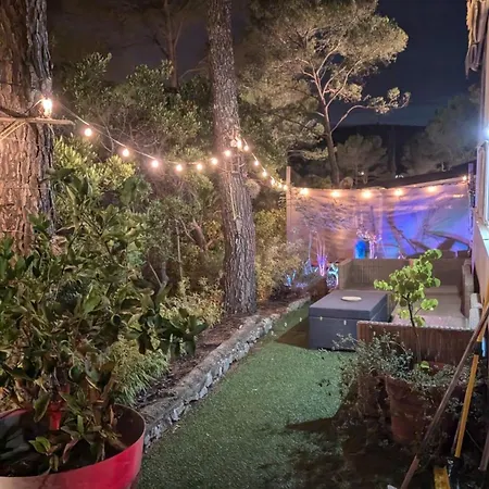Escabour 40, Mobil-Home, Au Calme, A Frejus *
